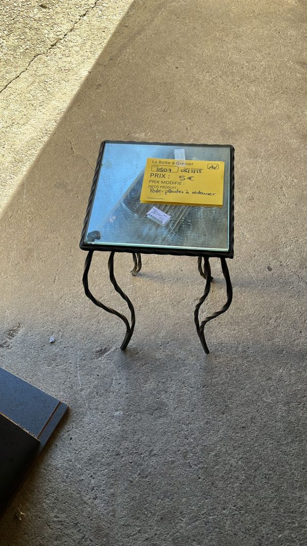 PORTE PLANTES A RESTAURER (11507)