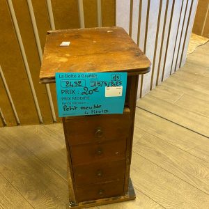 Petit meuble 4 tiroirs (2432)