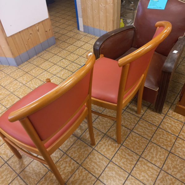 LOT 2 CHAISES (1166) – Image 3