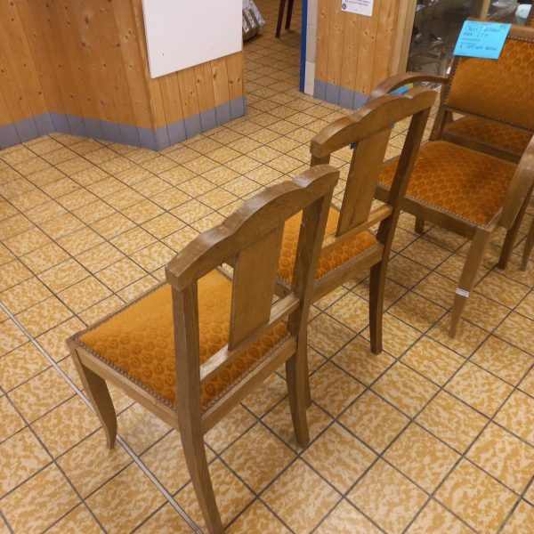 LOT 3 CHAISES EN BOIS (7831) – Image 3