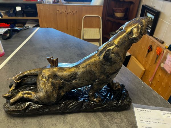 STATUE LIONNE BLESSEE (3862) – Image 3