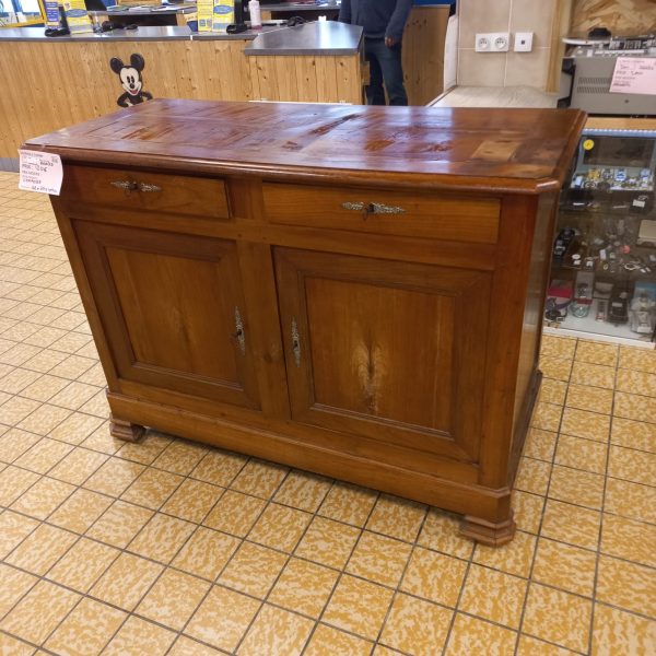 Commode (2588)