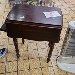 TABLE D’APPOINT (7414)