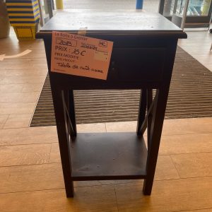 Table de nuit noire (2089)