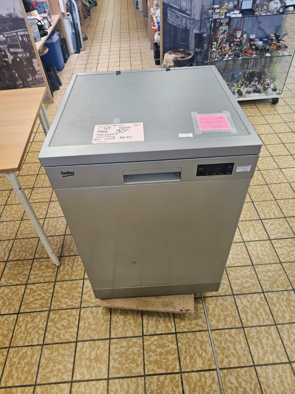 LAVE VAISSELLE BEKO (137)