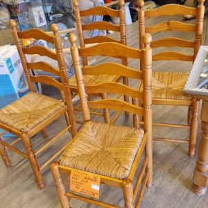 lot 4 chaises assise paille (6624).