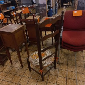 Chaise nourrisse (1927)