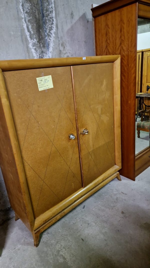 ARMOIRE ANNEE 70 (11798)