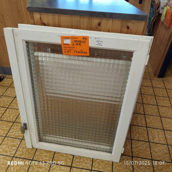 LOT 2 FENETRES (750)