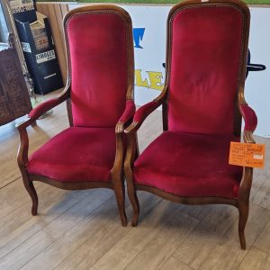 les 2 fauteuils Voltaire (10028).