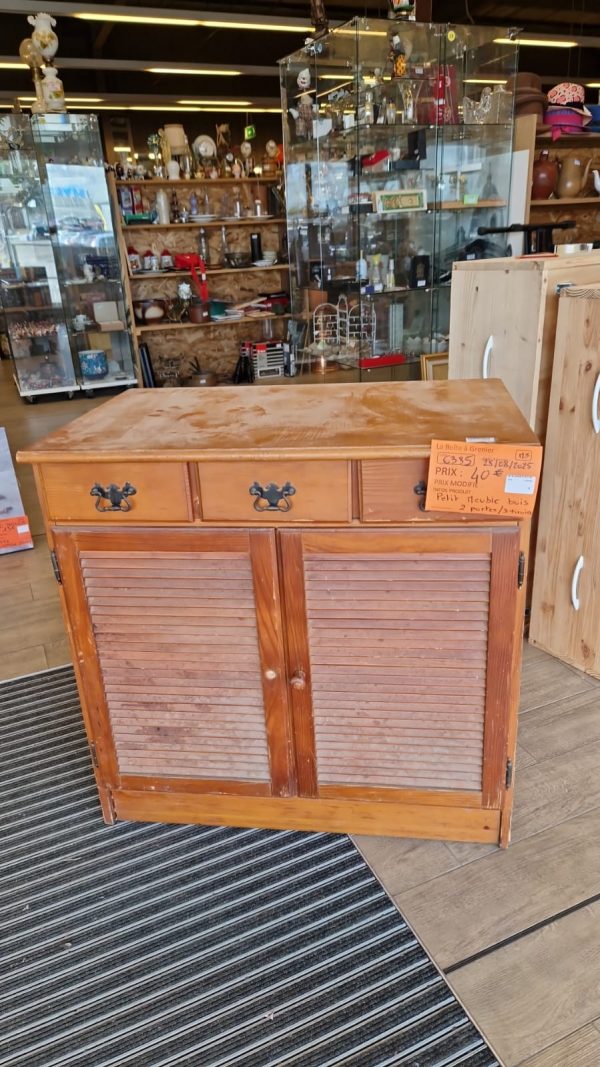 petit meuble bois 2 portes 3 tiroirs (6385).