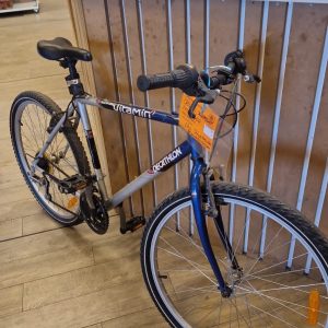 vélo Décathlon gris / bleu (12433).