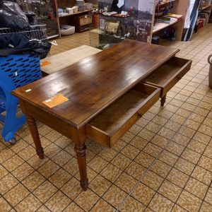 Bureau (11437)