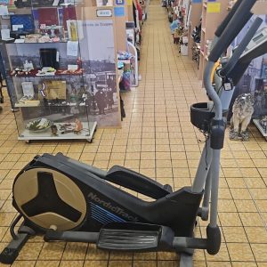Vélo elliptique (2666)