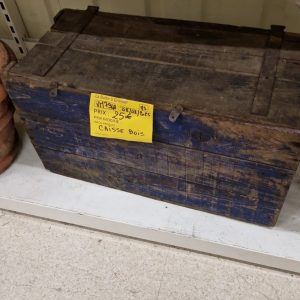 caisse bois (VM7940).
