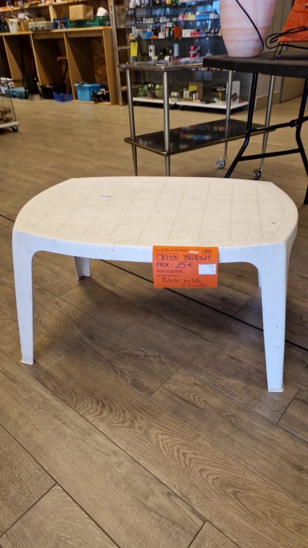 petite table blanche (8799).