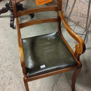 Fauteuil (SS5023)