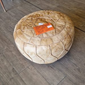 pouf cuir (13430).
