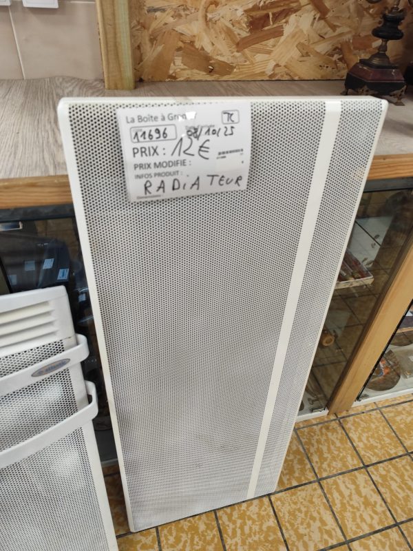 RADIATEUR (11696)