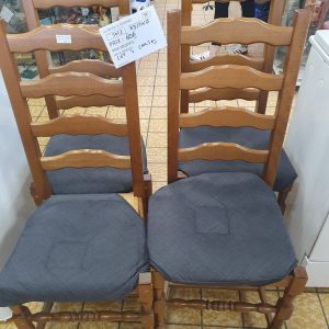 LOT DE 4 CHAISES (5023)