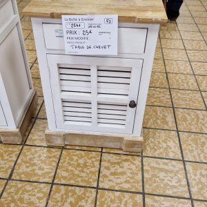 TABLE DE CHEVET (2541)