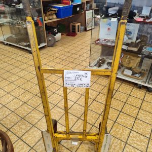 ANCIEN CHARRIOT DE TRANSPORT (2128)