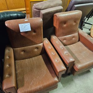 paire de fauteuils année 70 (ss3518)