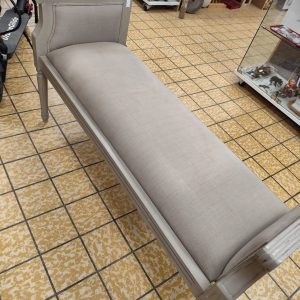 BANQUETTE (10889)