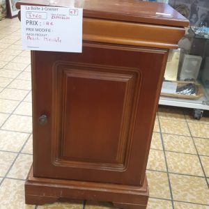 Petit meuble(3760)