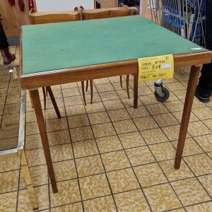 Table de jeux (11967)