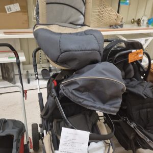 poussette trio (1068).