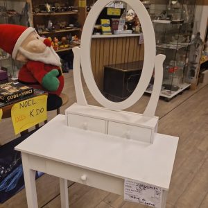 table de toilette (1089).