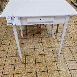 TABLE (7414)