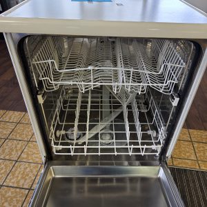 Lave vaisselle FUST (12103)