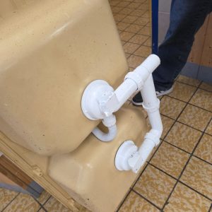 ÉVIER ET SYPHON (11146)