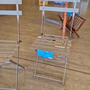 chaise métal (12390).