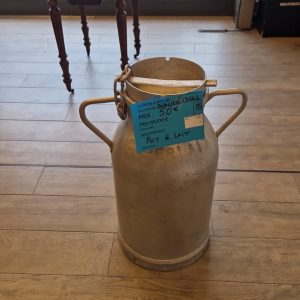 pot à lait (13664).