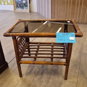 table « vitre » (1062).