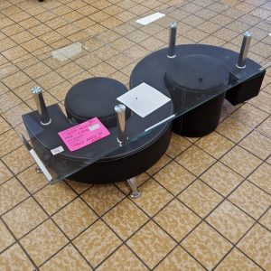 TABLE BASSE EN VERRE (12157)