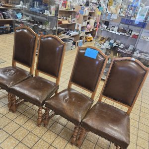 Lot 4 chaises (11550)