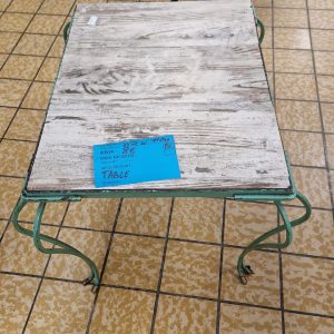 TABLE (11696)