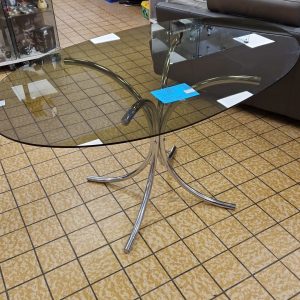 TABLE EN VERRE (3518)