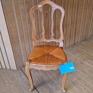 CHAISE ASSISE PAILLE (13942)