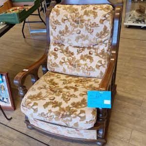 fauteuil large beige (1068).