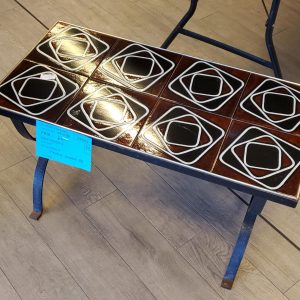 table années 70 (13525).