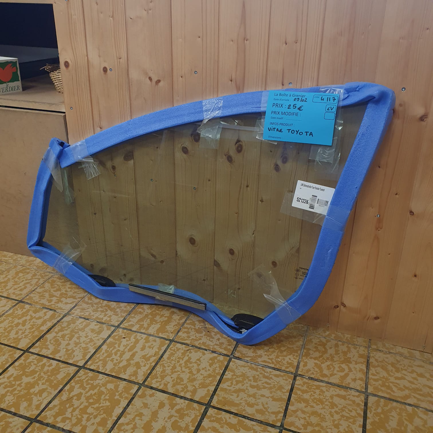 VITRE TOYOTA (4117)