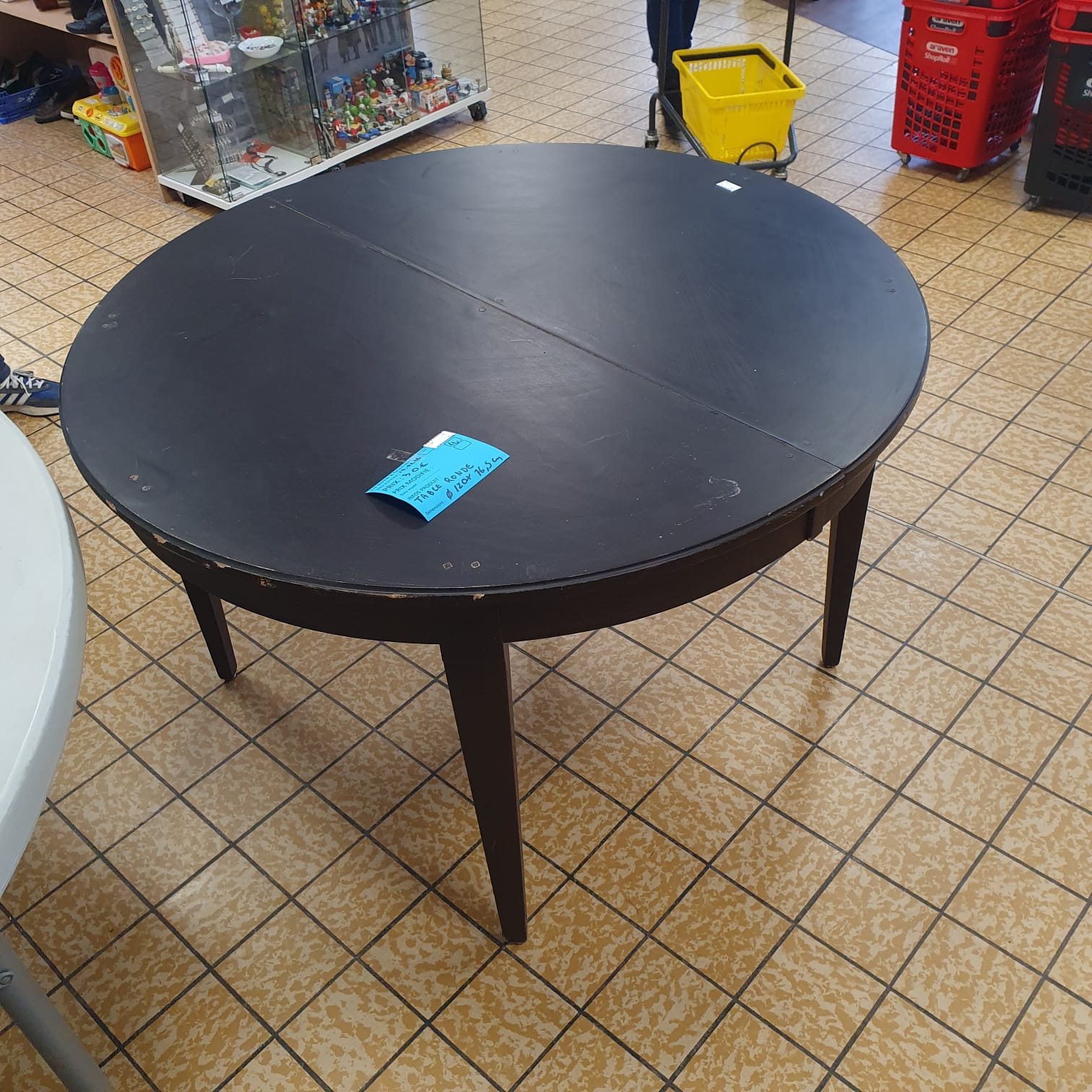 Table ronde (11296) – Image 2