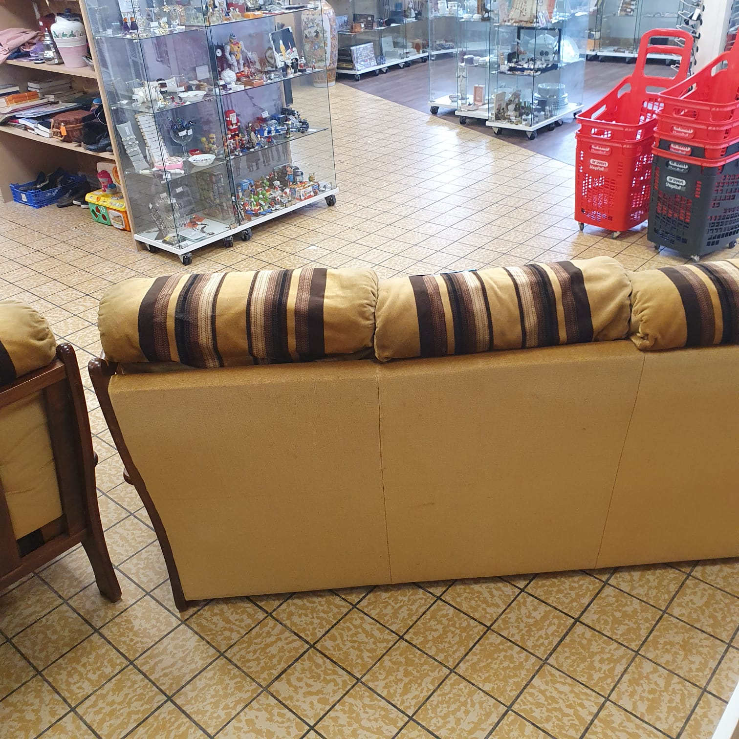 CANAPE/LIT + FAUTEUIL (2666) – Image 4