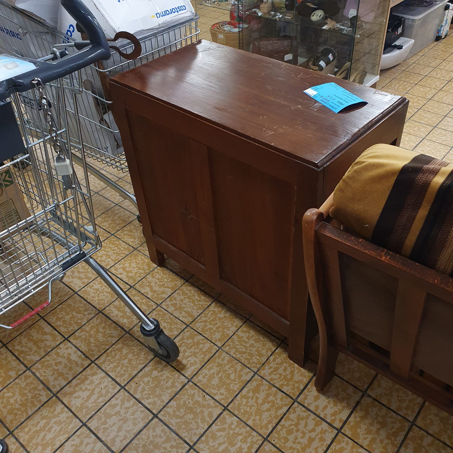 COMMODE (2666) – Image 3