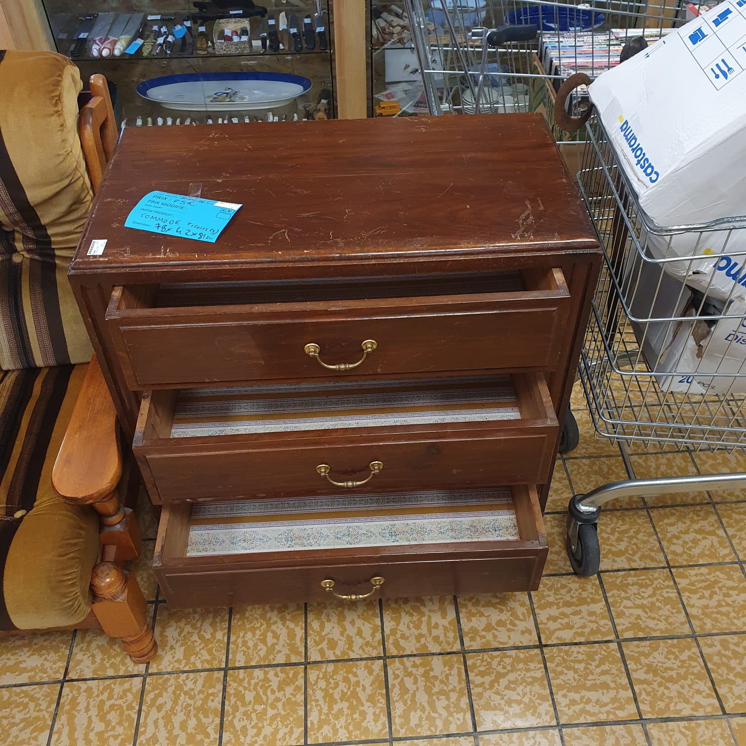 COMMODE (2666) – Image 2